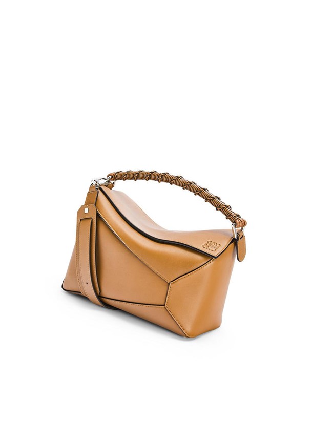 LOEWE Goya Shoulder Bag Small Warm Desert in Calfskin Leather with